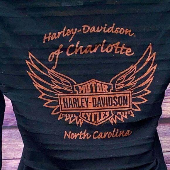 Women’s long sleeve HD tee in size M - Picture 8 of 12